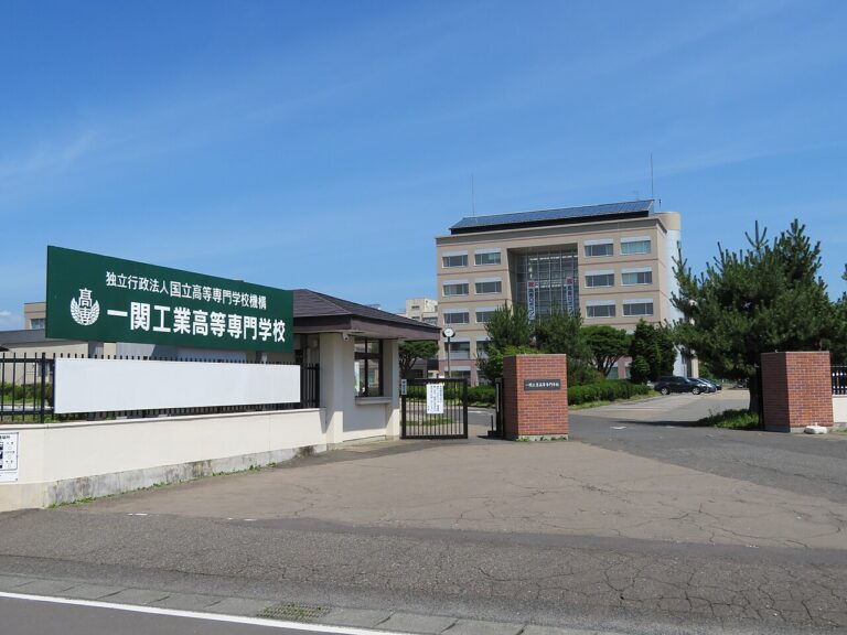 高専生に聞く「入学してよかったこと・大変なこと」